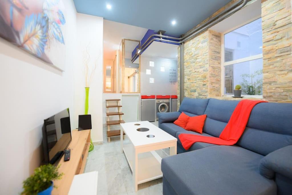 Апартаменты Encantador Apartamento Temporal Centrico Con Patio Privado Mpe51 Мадрид Экстерьер фото